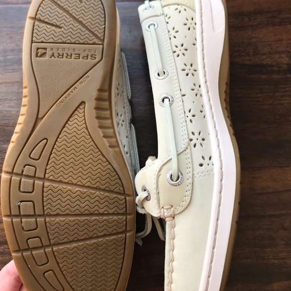 Sperry’s - Picture 2 of 2